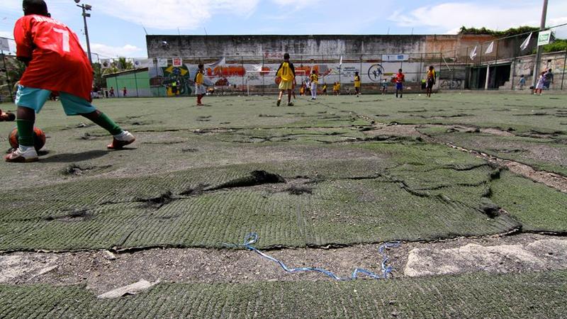 Pela reforma do Campo de futebol do Abóbora, no Jacarezinho! Pela reforma do Campo de futebol do Abóbora, no Jacarezinho!
