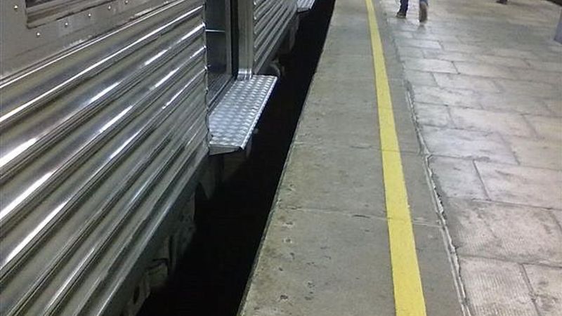 Diminui o vão, CPTM! Diminui o vão, CPTM!