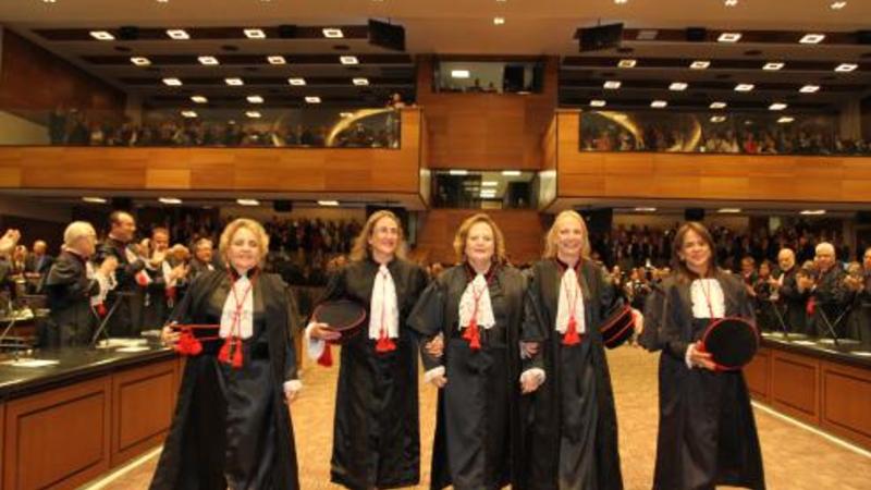 Deputados, NÃO aprovem a boquinha dos juízes e desembargadores! Deputados, NÃO aprovem a boquinha dos juízes e desembargadores!