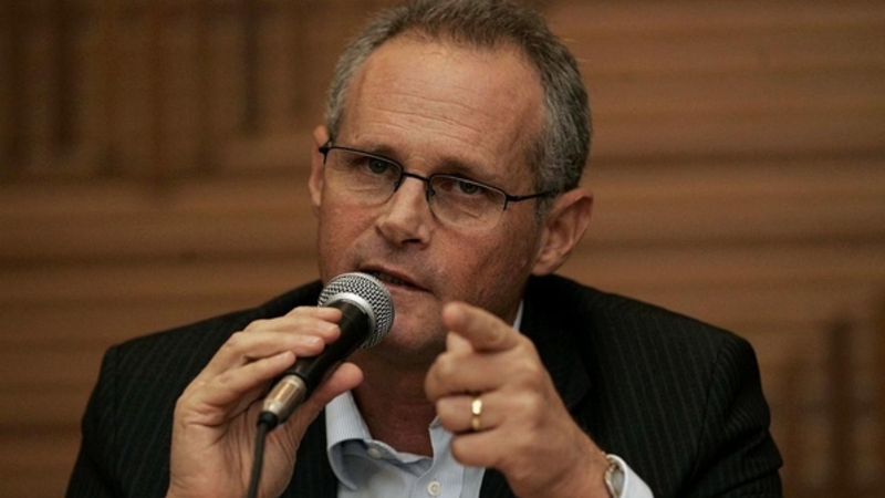 Beltrame, posicione-se publicamente sobre o projeto que revoga o Estatuto do Desarmamento Beltrame, posicione-se publicamente sobre o projeto que revoga o Estatuto do Desarmamento