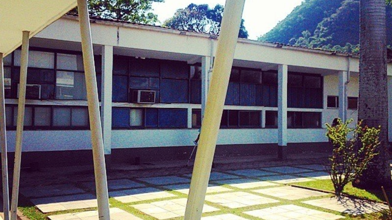 Suspensão da construção de escolas de ensino fundamental ao lado do Hospital Rafael de Paula Souza, com pacientes com tuberculose, e da destruição de parte do complexo obra exemplar do arquiteto Sergio Bernardes. Suspensão da construção de escolas de ensino fundamental ao lado do Hospital Rafael de Paula Souza, com pacientes com tuberculose, e da destruição de parte do complexo obra exemplar do arquiteto Sergio Bernardes.