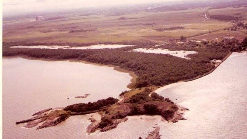 Pela aprovação do PL de tombamento do CAIS IMPERIAL de Sepetiba, bem como o caminho do antigo cais Pela aprovação do PL de tombamento do CAIS IMPERIAL de Sepetiba, bem como o caminho do antigo cais