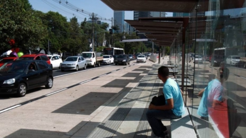 Prefeitura, queremos saber: que ônibus passa aqui? Prefeitura, queremos saber: que ônibus passa aqui?
