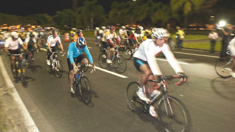 Por mais segurança para quem pedala Por mais segurança para quem pedala